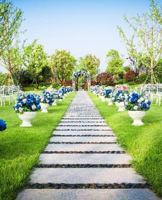 Beautiful wedding flower arrangement of seats along the aisle Beautiful wedding flower arrangement of seats along the aisle